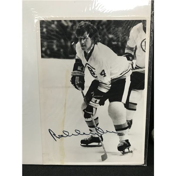 BOBBY ORR SIGNED 8 X 10 (GCG HOLO)