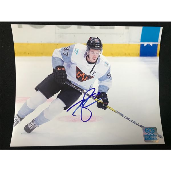 CONNOR MCDAVID SIGNED TEAM NORTH AMERICA 8 X 10 (GCG HOLO)