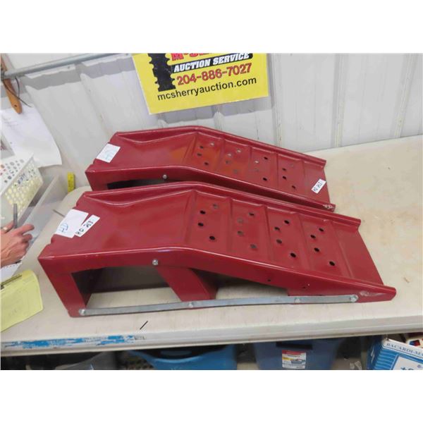 Set of Metal Car Ramps