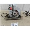 Image 8 : Black and Decker 7 1/4'' Circular Saw , Black and Decker 3/8'' Drill ,