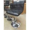 Image 2 : 4 Swivel Adjustable Height Bar Stools
