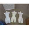 Image 1 : 3 Wall Hanging 1/2 Body Mannequin Displays 32" Tall 