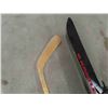 Image 8 : Pelican Snowboard, KOHO Right Handed Never Used Hockey Stick & Kastle Skis 