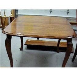 Queen Anne Oak Table w/ 2 leaves,   (84)