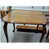 Image 1 : Queen Anne Oak Table w/ 2 leaves,   (84)