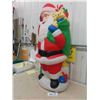 Image 4 : Santa Blow Mold 39" Tall