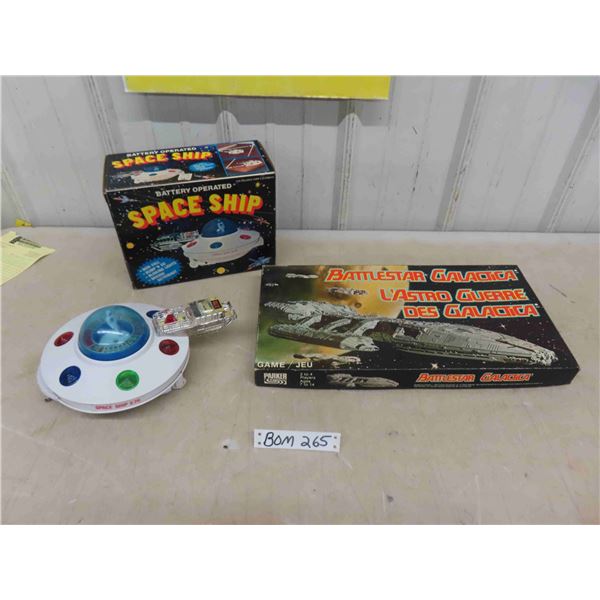 Battle Star Galactica Game & Battery Operated Spaceship