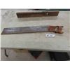 Image 3 : Hand Saw & Vintage Wooden Level