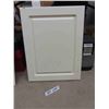 Image 2 : 5 Cupboard Doors ; (2) 17.75" x 21", (1) 13.5" x 24" , (2) 16.5" x 20.75"