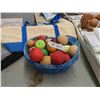 Image 8 : Shower Liner, Set of Twin Sheets, Wire Fruit Hanger + Wooden Fruit, Macramé 