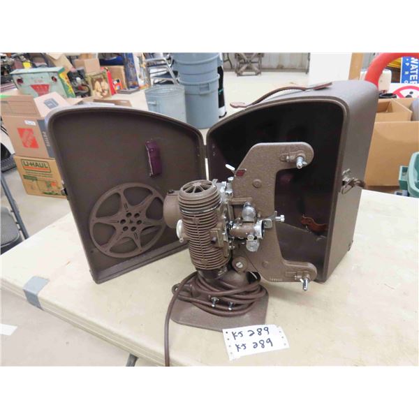 Regent 8mm Vintage Projector with Case