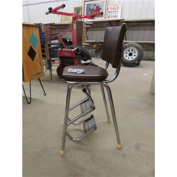 Retro Kitchen Stool with Pull Down 2 Stepper