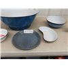 Image 5 : 9 pcs Enamel Ware; Bread Bowls, Small Kettle, Cup top, Bowls, Plates