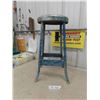 Image 2 : Aluminum Stool 24" Tall