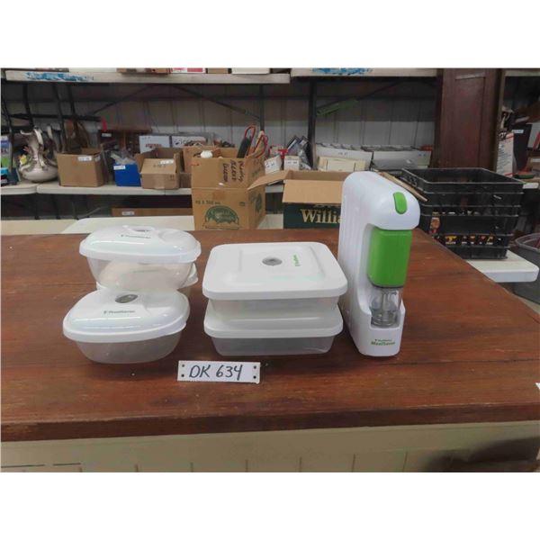 Food Saver Vacuum Machine and Containers