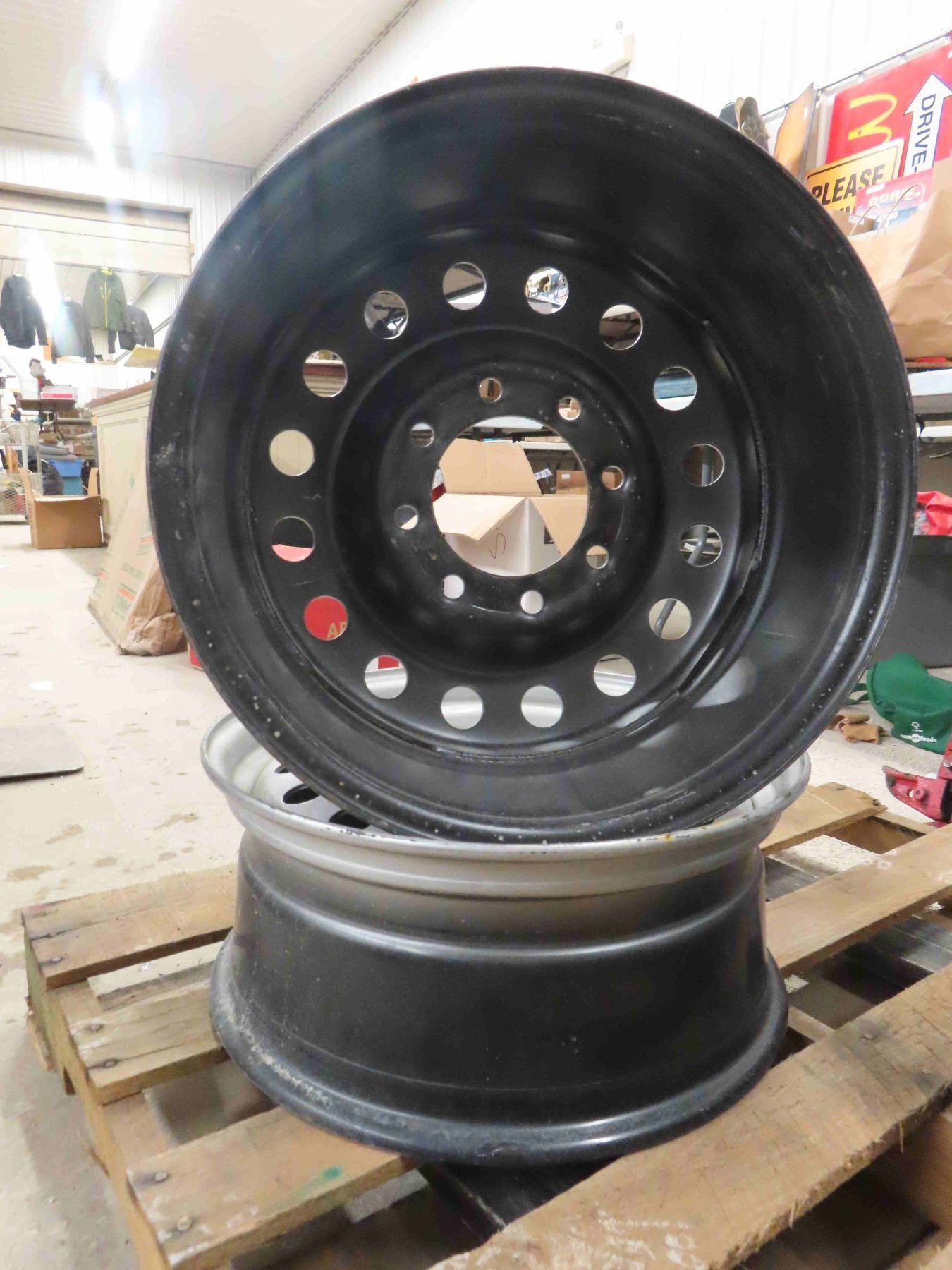 (4) Rims ; Ford F-350 Ford 1 Ton
