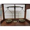 Image 5 : Pharmacy Precision Balance Scale in Case 7" x 14" x 14" - Scale Markings Henry 