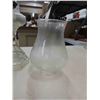 Image 4 : Oil Lamp 16" Tall & 3 Extra Glass Flats