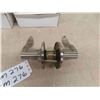 Image 2 : 4 Stainless Steel Right Handed Door Handles