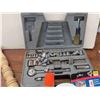 Image 2 : Socket Set, Caulking Gun, Tool Belt, plus more