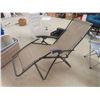 Image 2 : No Gravity Folding Lawn Chairs, 2 Patio Chairs, 2 Folding Yard Chairs