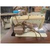 Image 2 : Singer Electric Cabinet Sewing Machine 