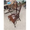 Image 2 : Baker Furniture Oak Chair