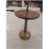 Image 2 : Floor Lamp with Stand Type Ledge - Walnut