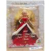 Image 1 : Holiday Barbie - 2007 with Box