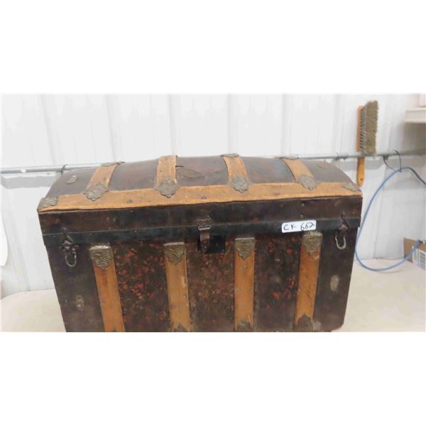 Antique Humpback Trunk 17  x 19  x 32 