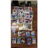 Image 1 : Baseball Card Collection 3000 Cards