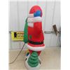 Image 4 : Santa Blow Mold 40" Tall