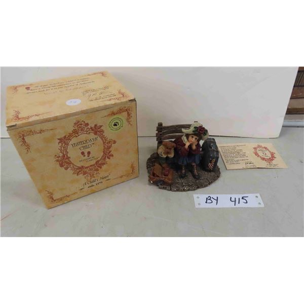 The Boyd's Collection Ltd. Yesterdays' Child #3533 Shannon + Wilson ' Wait'n 