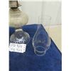 Image 4 : 2 Coal Oil Lamp & Extra Chimney