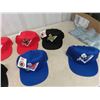 Image 2 : 12 Assorted NHL Caps, 15 Lunch Bags - All New with Tags