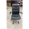 Image 1 : Quality Office Chair