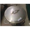 Image 2 : Large Commercial Camp Cook Pot 19" x 29"