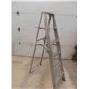 Image 1 : Aluminum Step Ladder