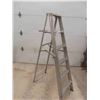 Image 1 : Aluminum Step Ladder