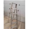 Image 2 : Aluminum Step Ladder