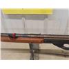 Image 8 : Daisy Lever Action Wood Stock BB Rifle -Does not Work