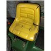 Image 3 : John Deere 285 Riding Mower