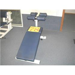 Roman Chair Sit-Up Machine