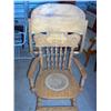 Image 2 : ANTIQUE CANE BOTTOM HIGH-CHAIR