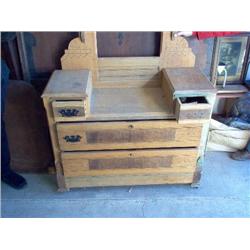 ANTIQUE DRESSER/MIRROR FRAME