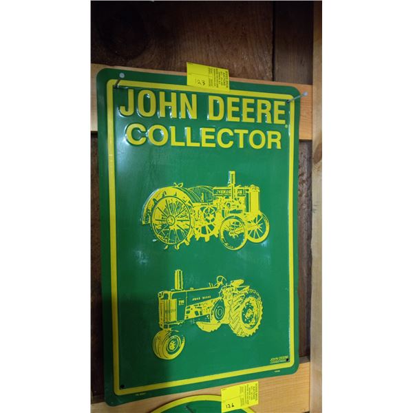 METAL JOHN DEERE COLLECTOR SIGN