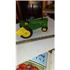 Image 1 : JOHN DEERE MODEL 70 DIECAST TRACTOR