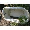 Image 1 : CAST IRON BATHTUB W/TAPS