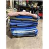 Image 1 : Moving blankets