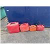 Image 1 : Gas cans